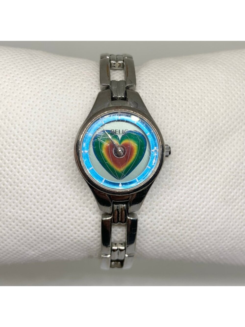 Vintage Relic animated heart dial women watch silver tone 23mm up ro 7” running